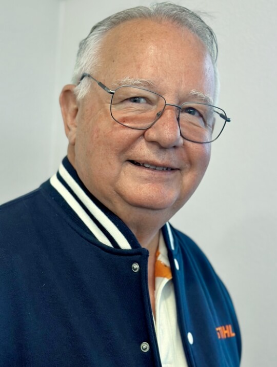 Ein Portr&auml;tfoto von Wayne Sutton.
