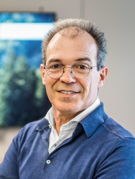 Portraitfoto von Dr. Friedemann Stock.